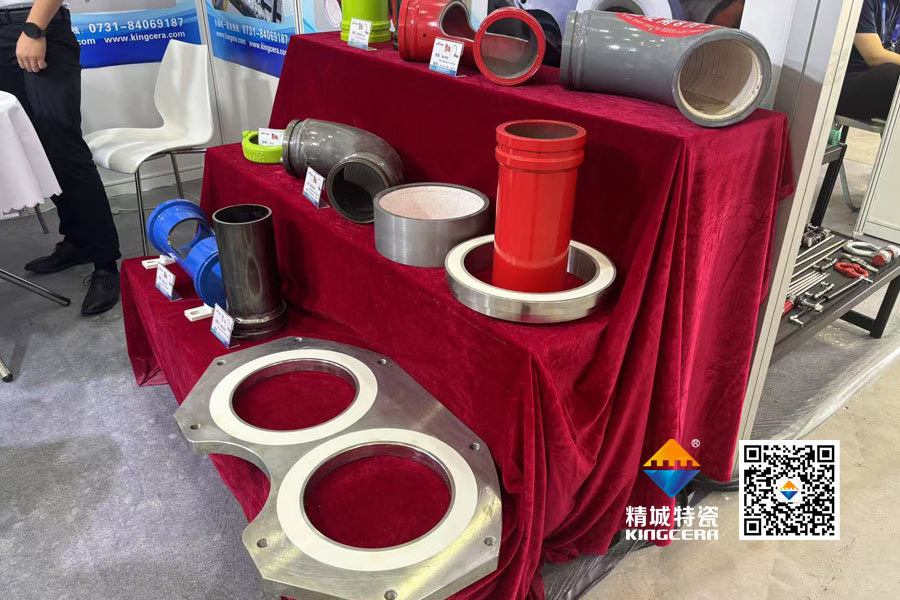 尊龙凯时人生就是搏特瓷亮相2025长沙国际工程机械展览会