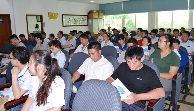 湖南尊龙凯时人生就是搏特种陶瓷劳务有限公司|尊龙凯时人生就是搏劳务公司